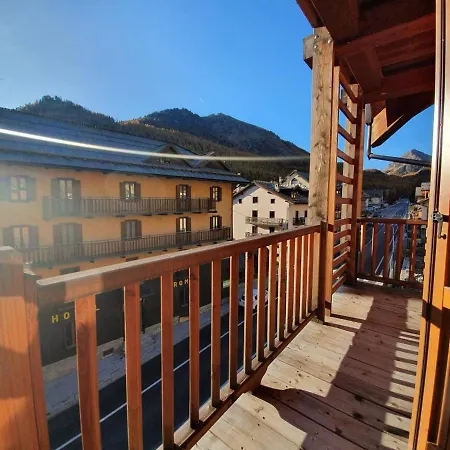 Cozy Luxe Mountain Claviere